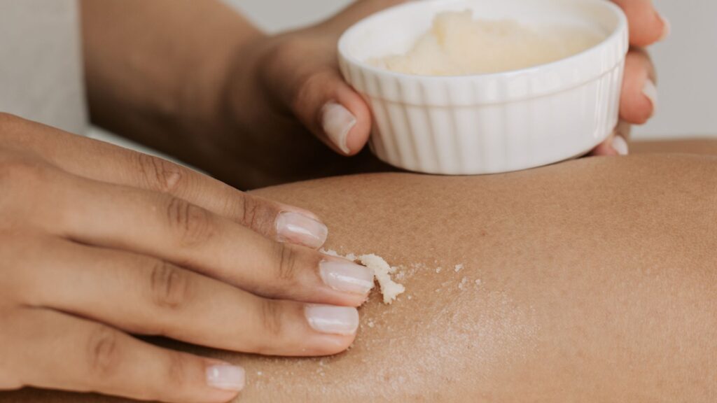 Qué es la exfoliación de la piel y para qué sirve